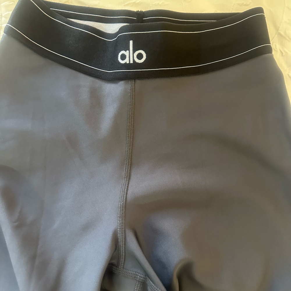 ALO Yoga pants